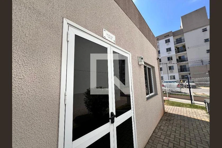 Квартира з 2 спальнями та дерев'яною підлогою або ламінатом — photo 8