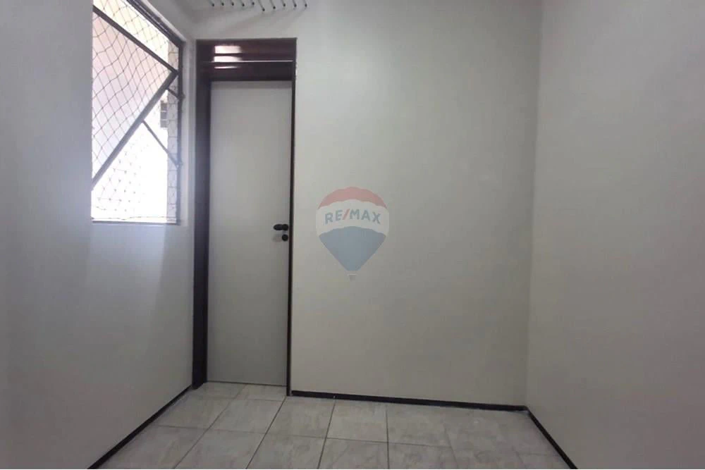 Private pool in a 3-bedroom apartment, 96 m² — photo 28