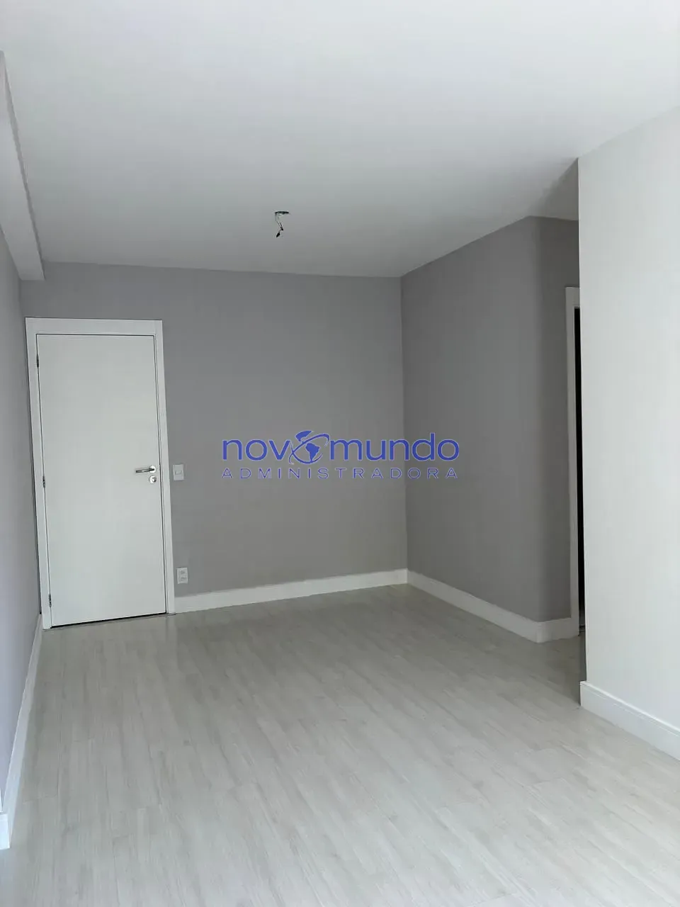 Unfurnished 2-bedroom apartment with 2 bathrooms — photo 8