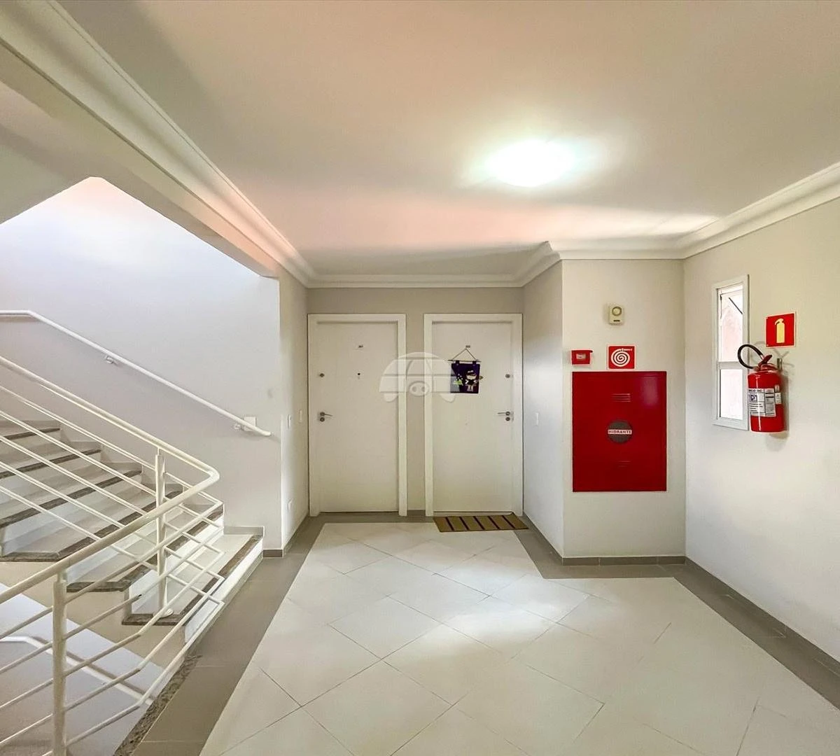 3-bedroom apartment with a home office in Curitiba — photo 30