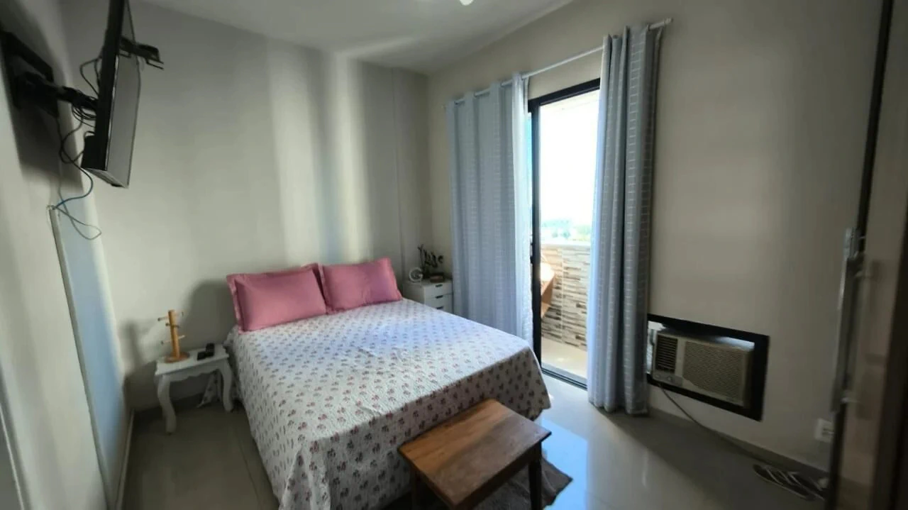 Furnished 3-bedroom apartment with a real home office — photo 21