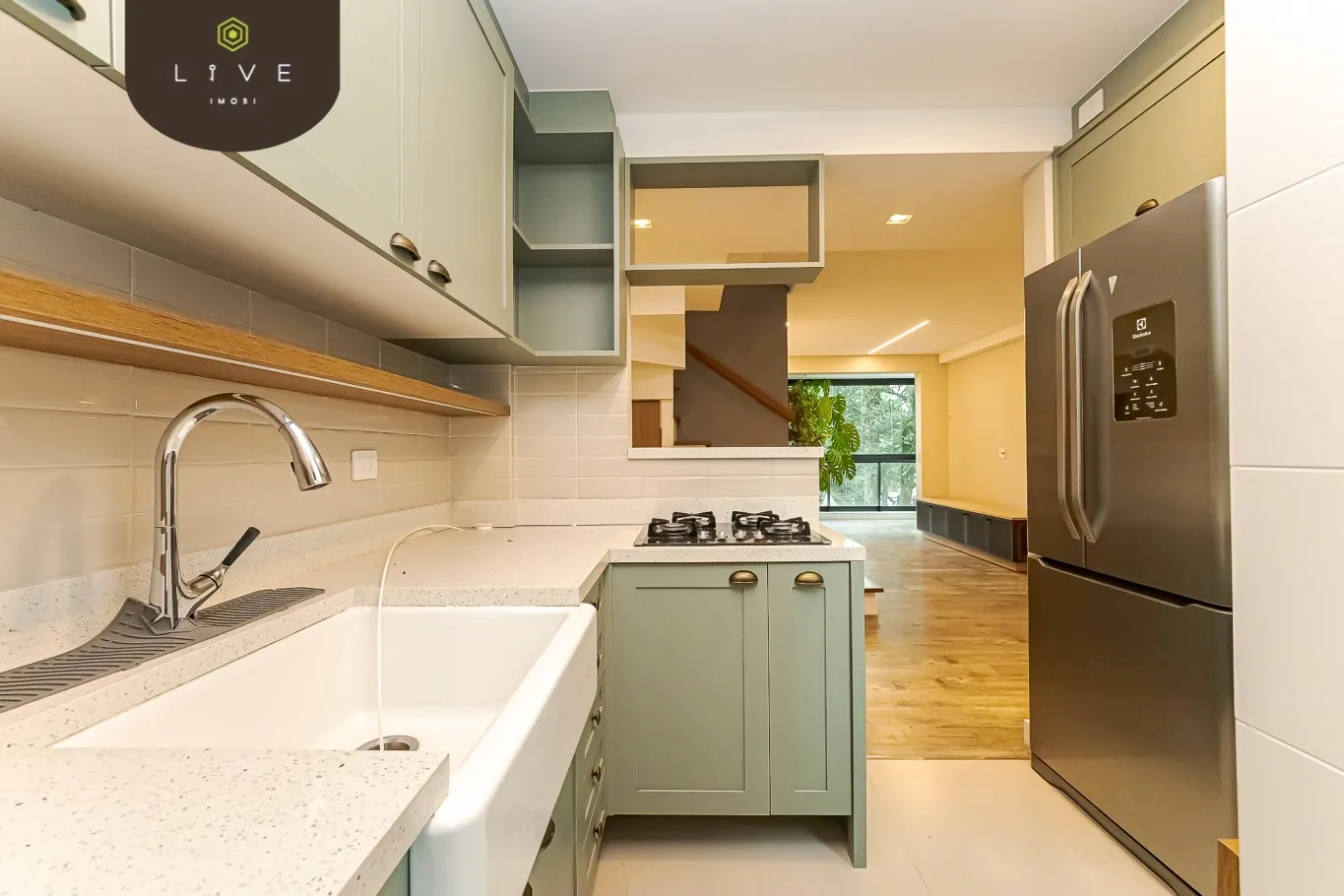 Dishwasher in a 2-bedroom apartment, 110 m² — photo 10