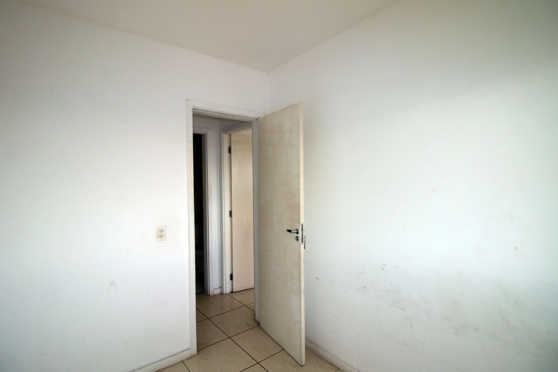 Rental apartment with 2 bedrooms and a balcony — photo 16