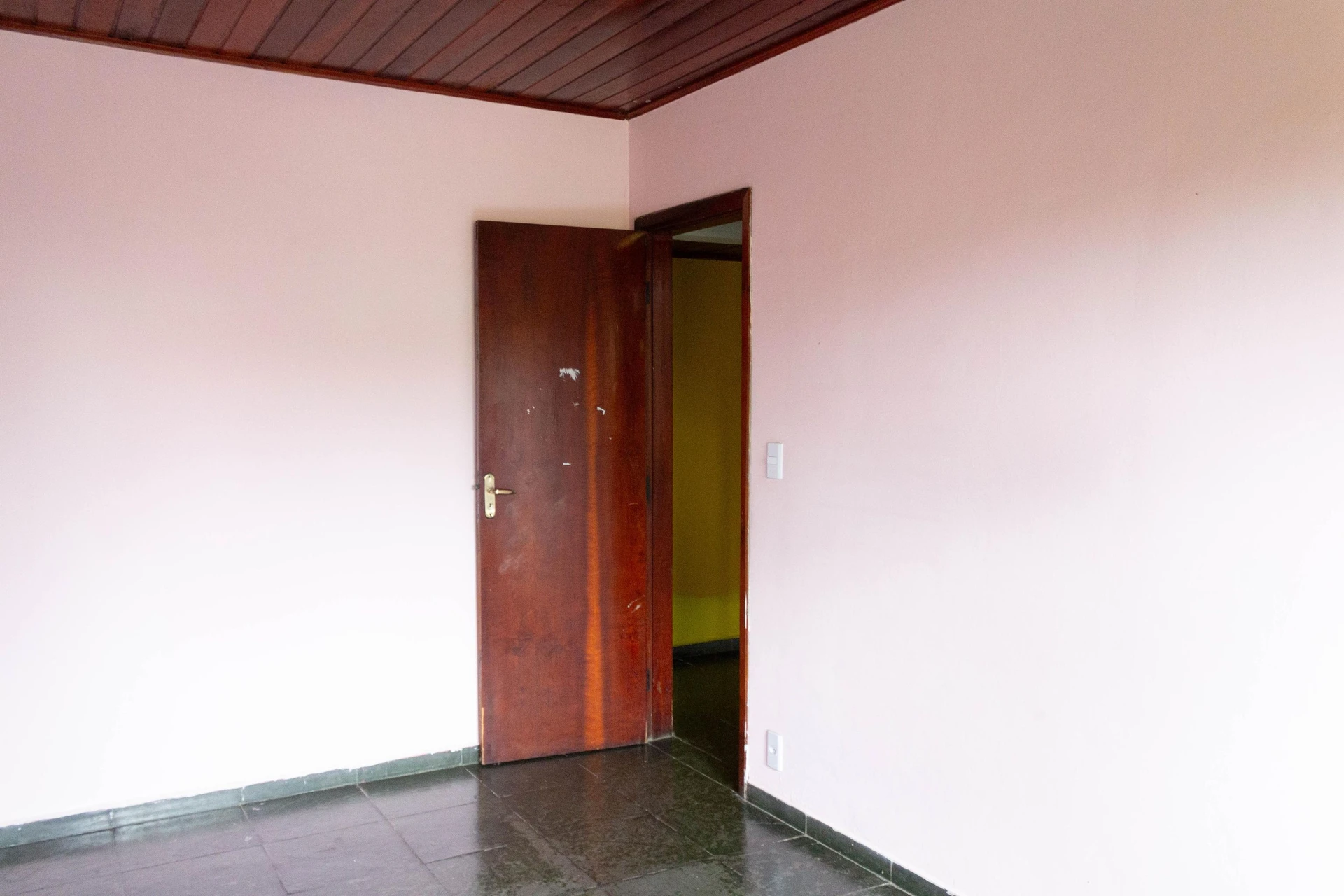 Casa de 3 dormitorios con bañera — photo 32