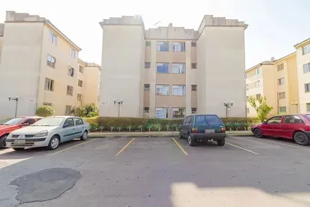 Квартира з 2 спальнями та дерев'яною підлогою або ламінатом — photo 6