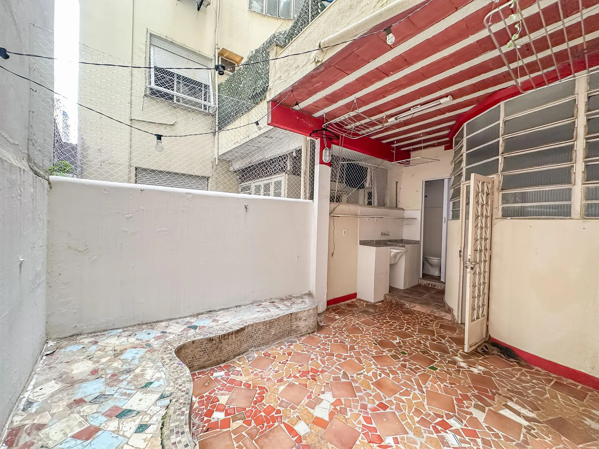 Дерев'яна підлога або ламінат та 2 спальні: квартира 83 м² — photo 17