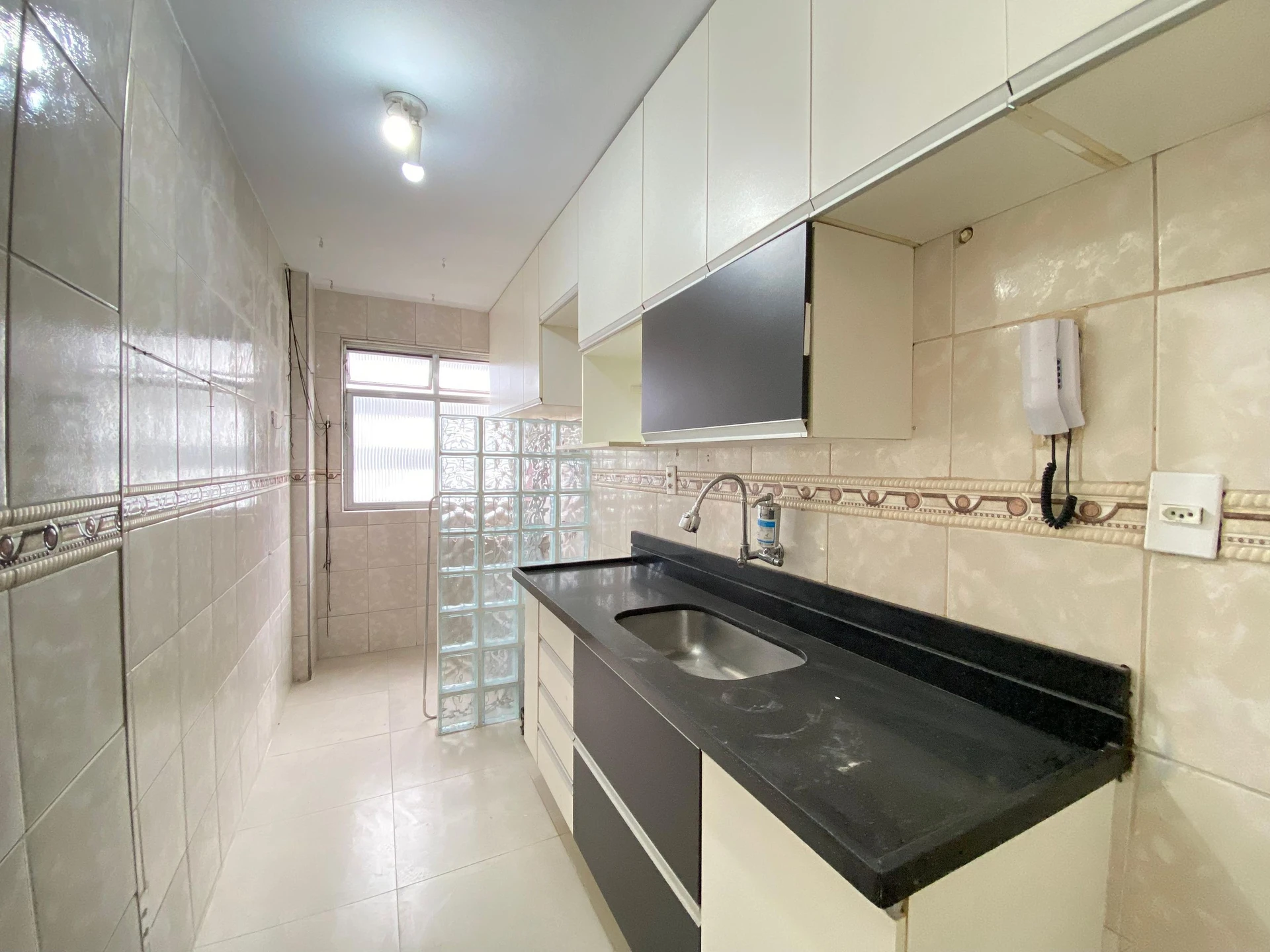 Rental apartment with a closed kitchen and 2 bedrooms — photo 29