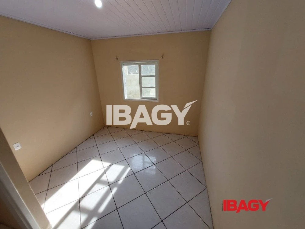 3-bedroom house, 1 with its own bathroom, 80 m² — photo 9