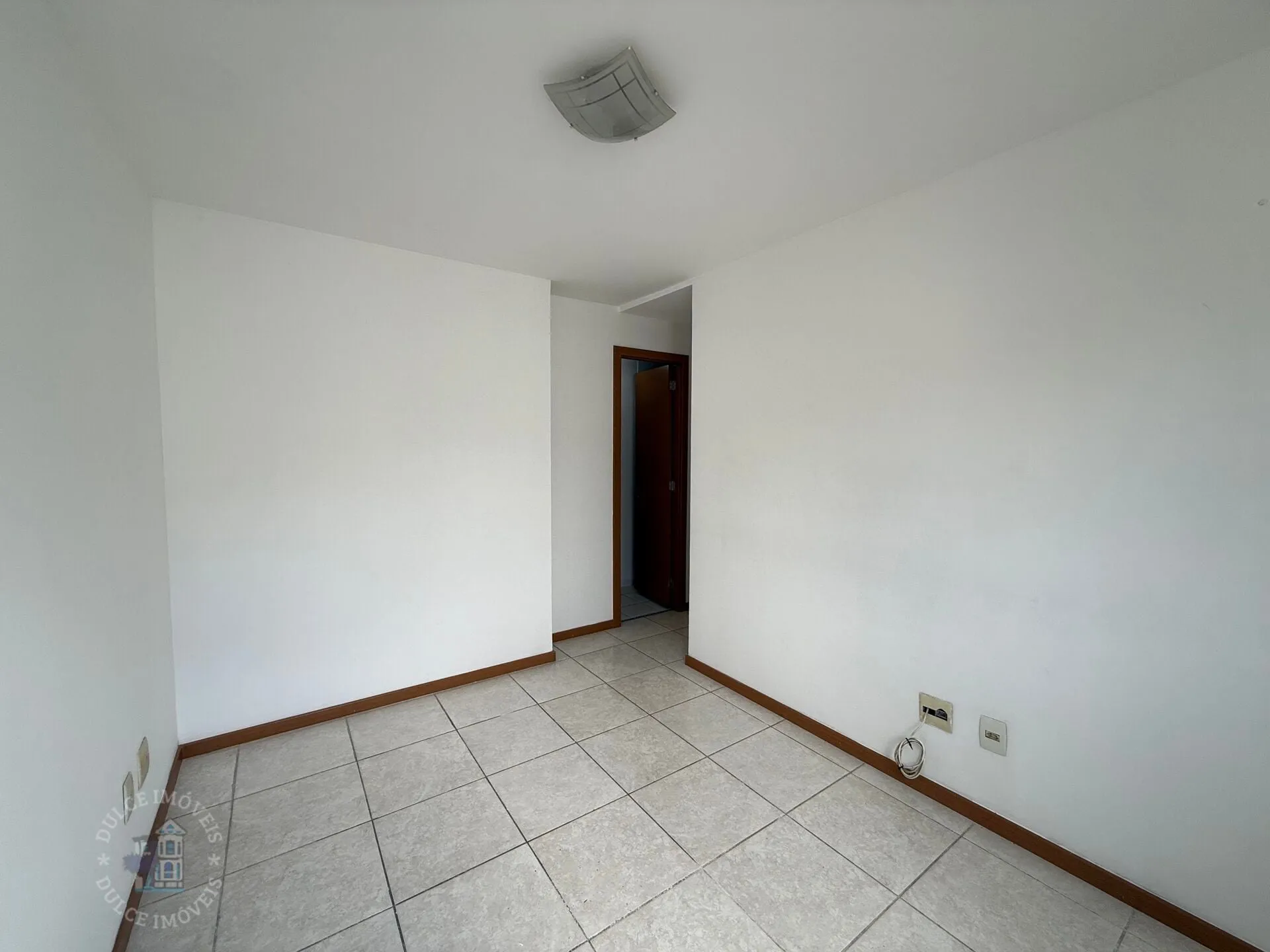 Квартира з 2 спальнями та 1 паркомісцем, 60 м² — photo 11