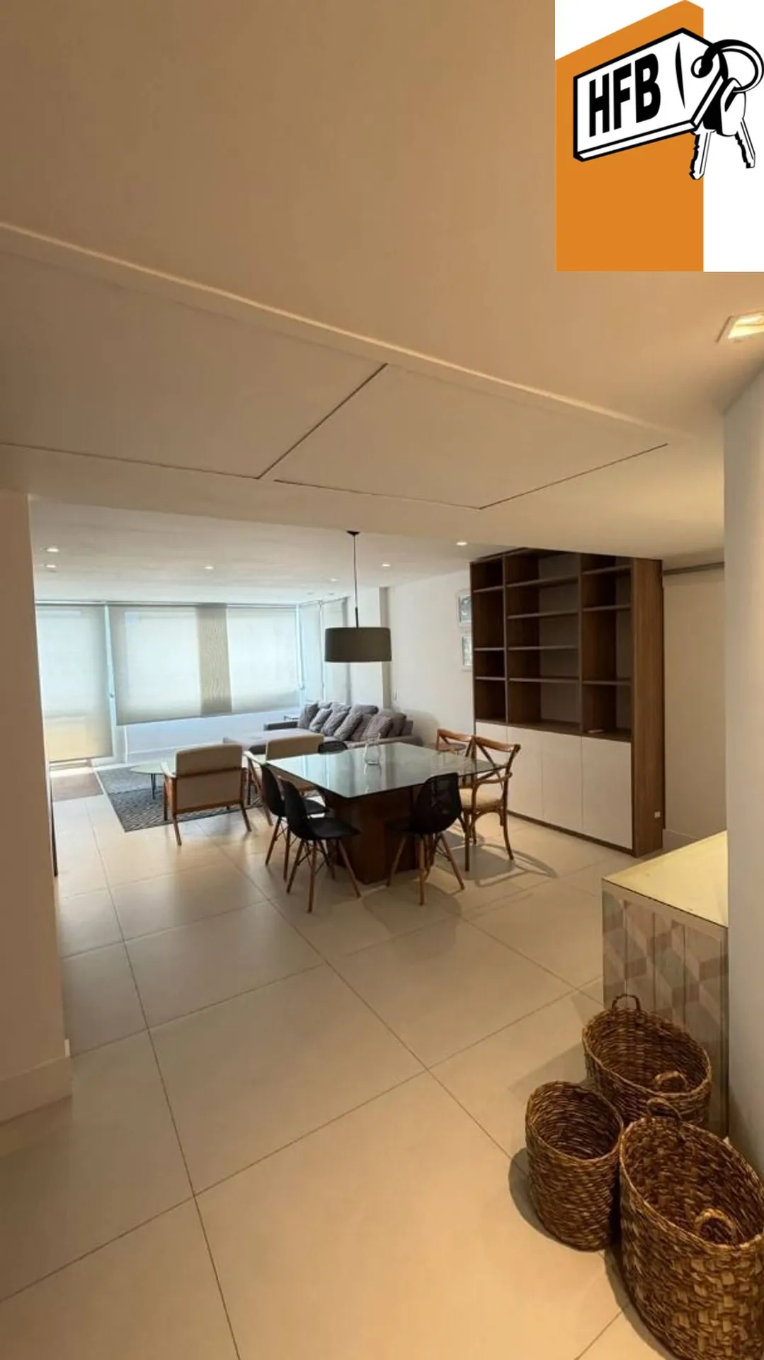Засклений балкон та 2 спальні: квартира 110 м² — photo 17