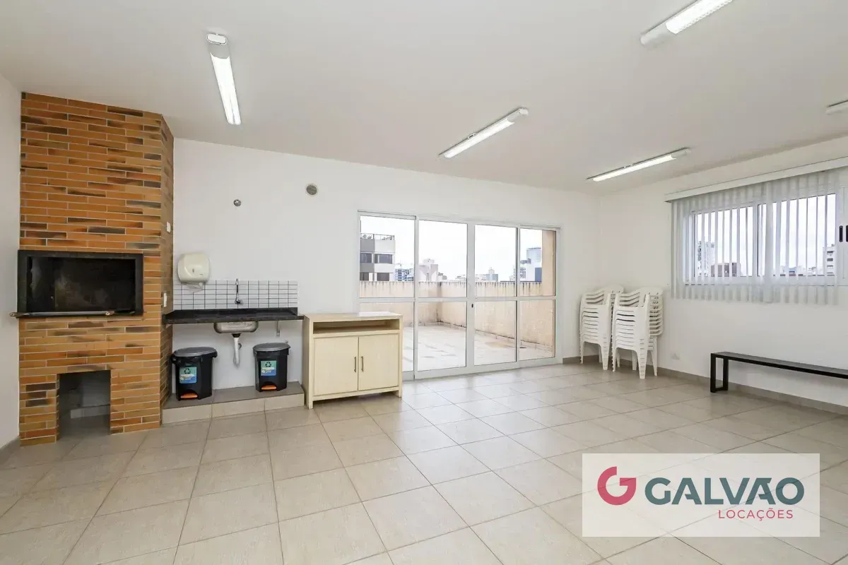 Apartment on the 4th floor with wood or laminate floors — photo 15