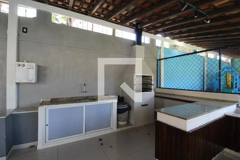 3-bedroom apartment in a building with a pool — photo 20