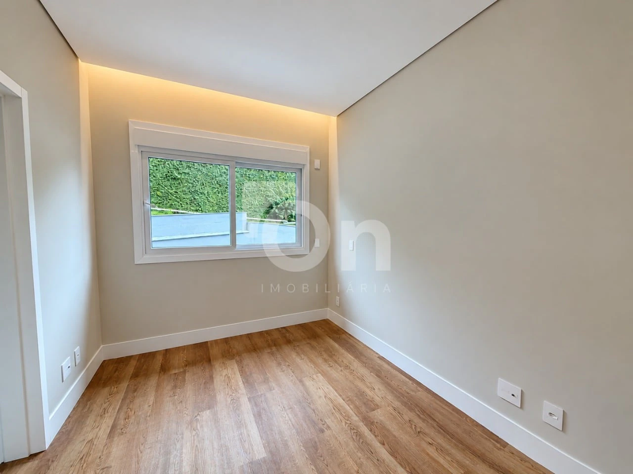 Ванна и 3 спальни: квартира 95 м² — photo 24