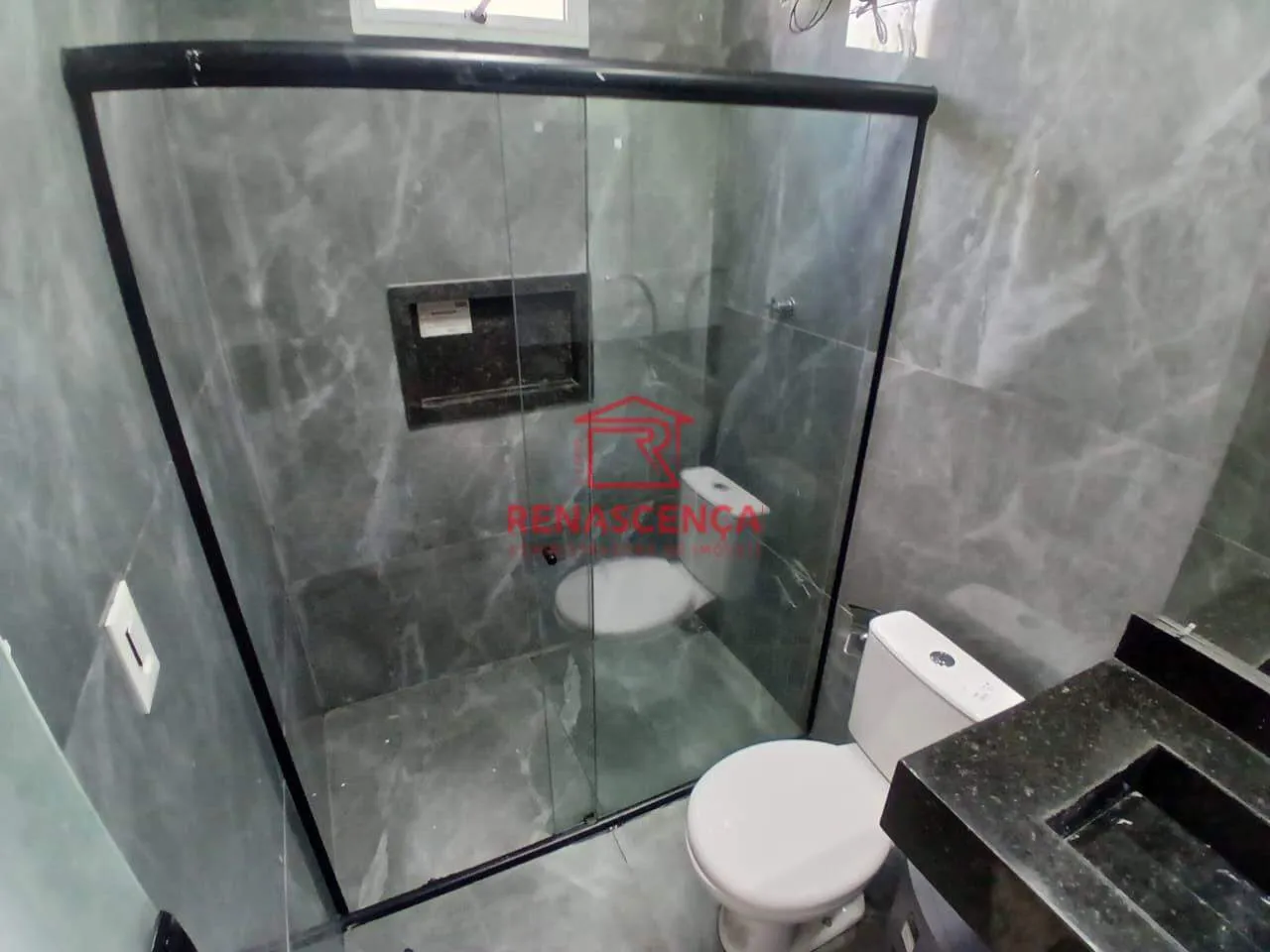 House with 5 bedrooms and 4 bathrooms, separate kitchen — photo 8