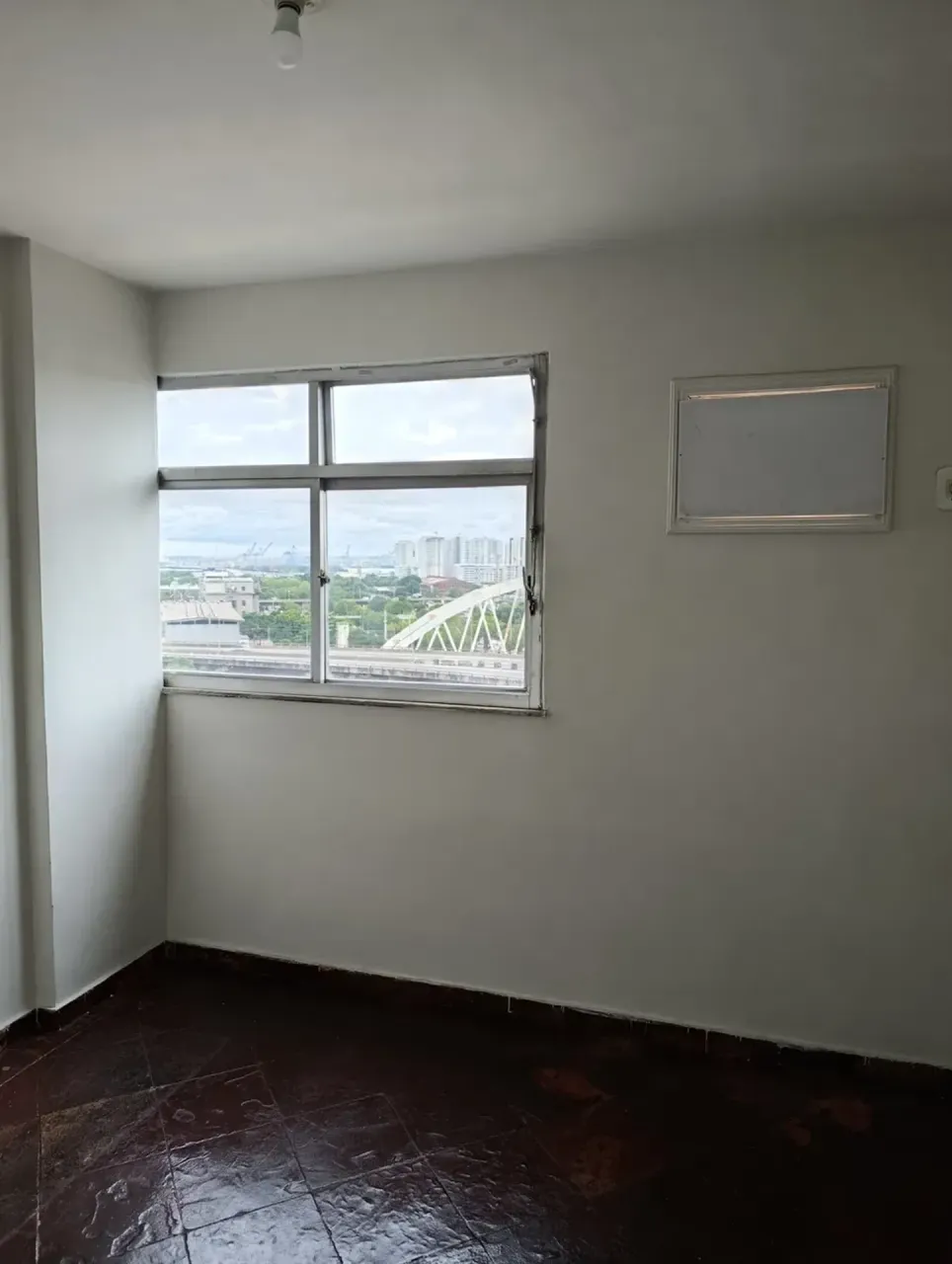 Unfurnished 3-bedroom apartment with 2 bathrooms — photo 13