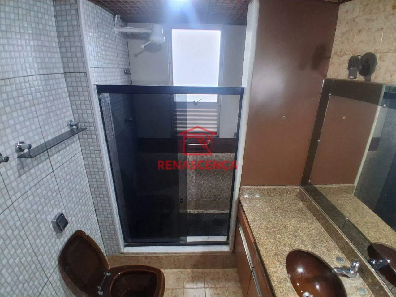 Квартира на 2-му поверсі з дерев'яною підлогою або ламінатом — photo 17