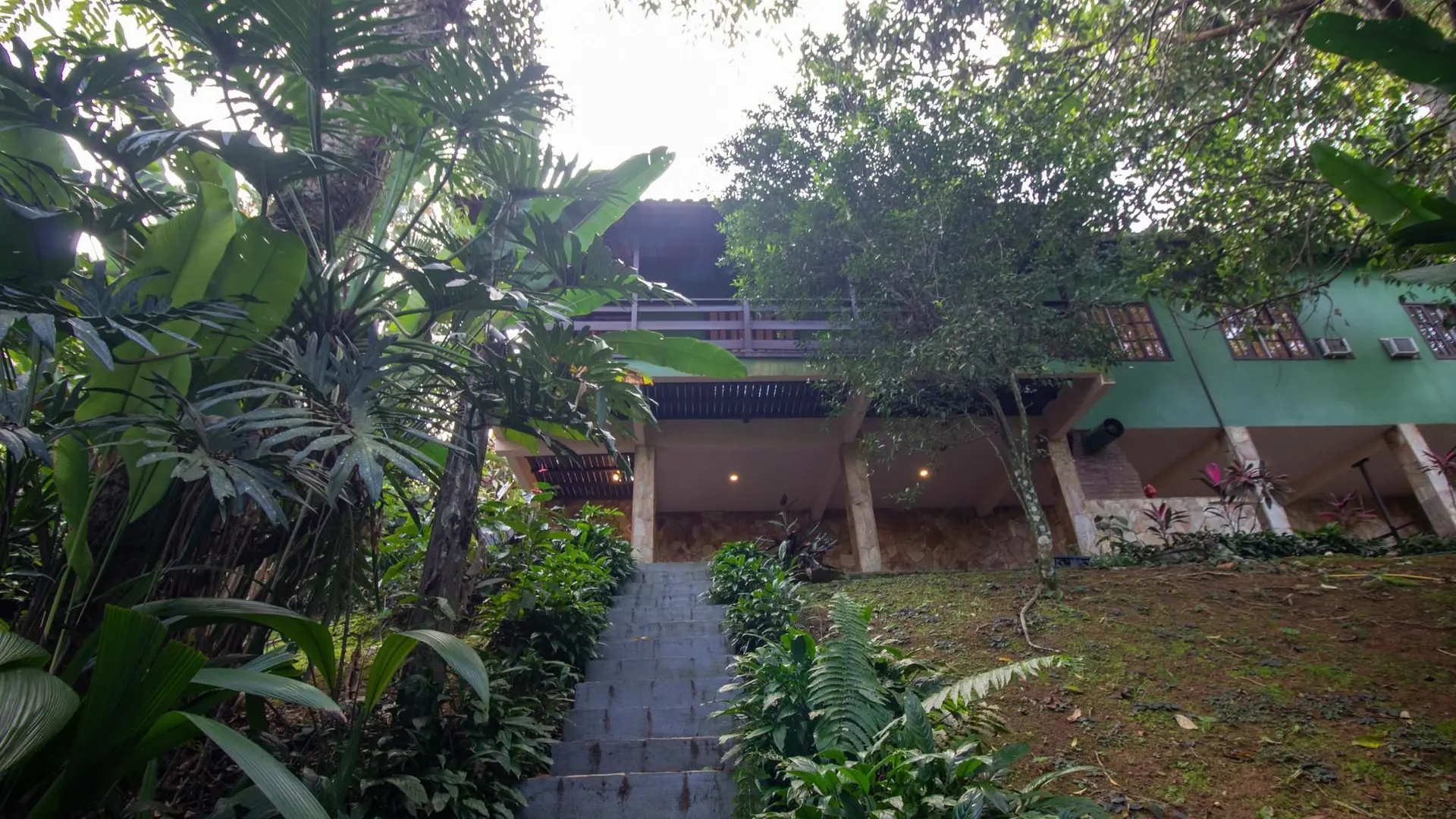 Casa com 4 quartos e 4 banheiros, com 3 vagas — photo 58