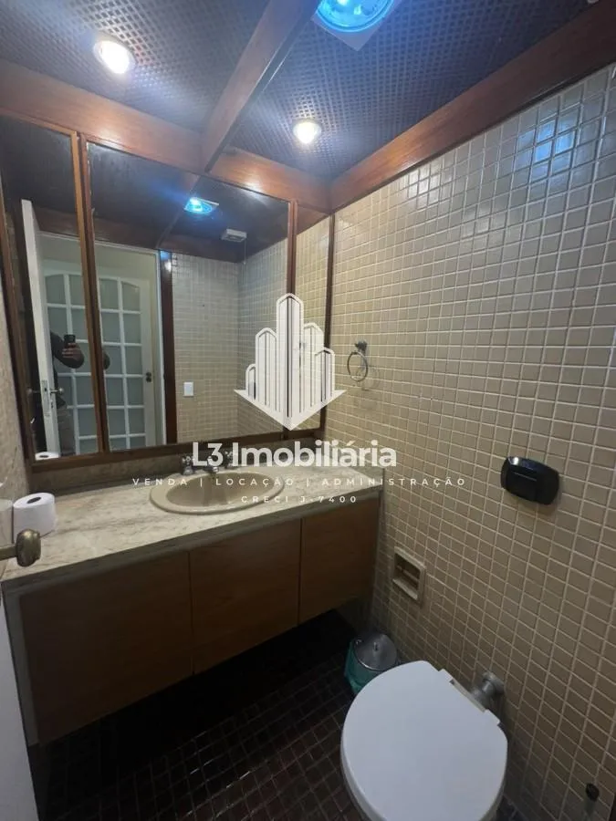 Rental house with 4 bedrooms and 3 bathrooms — photo 21