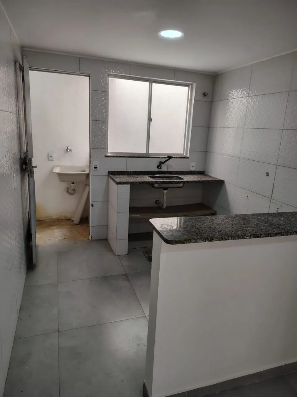 Apartamento com 2 quartos e cozinha fechada a gás — photo 3
