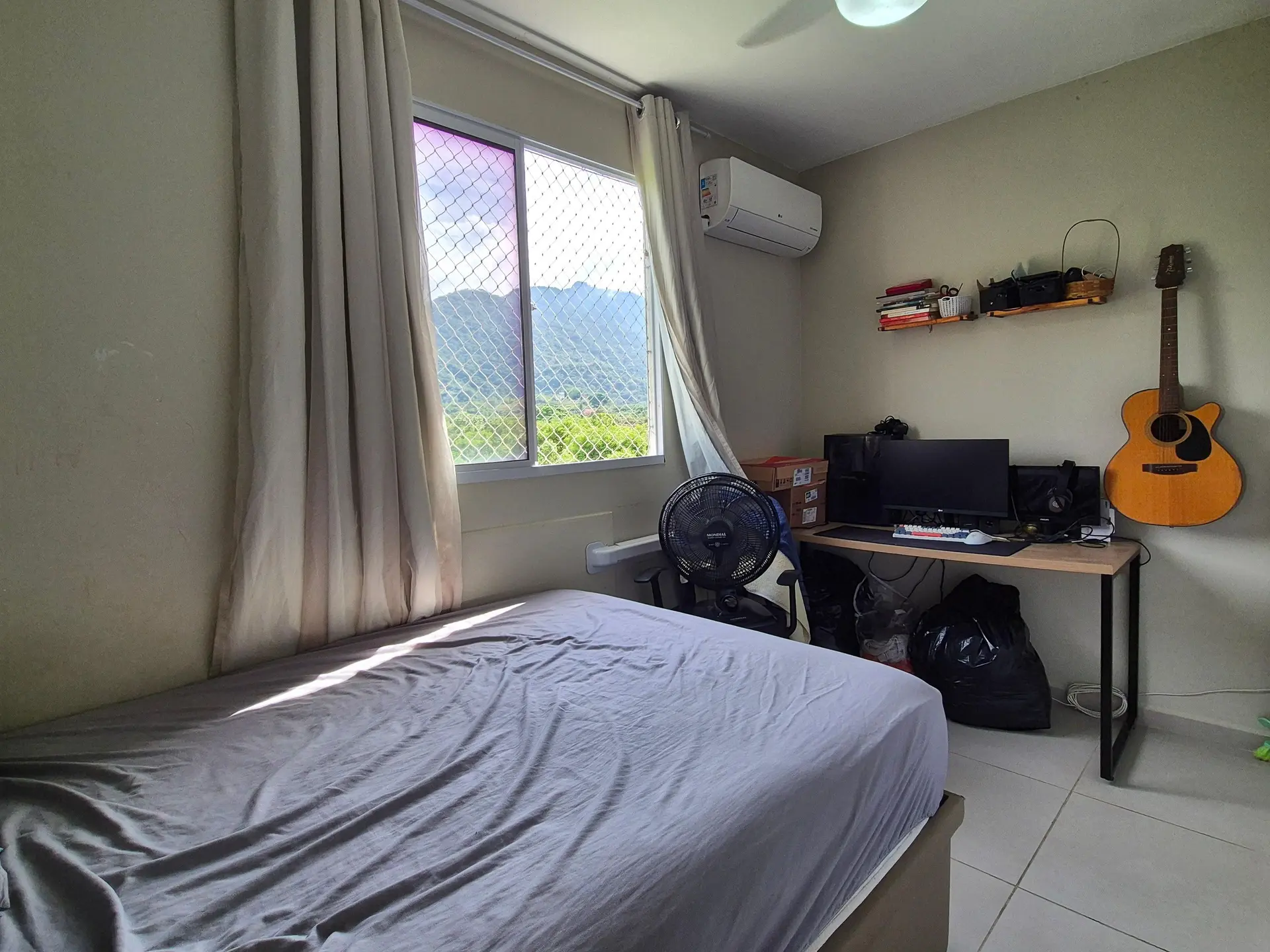 Furnished 2-bedroom apartment with a closed kitchen — photo 11