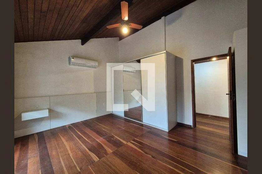 3-bedroom house with a home office — photo 8