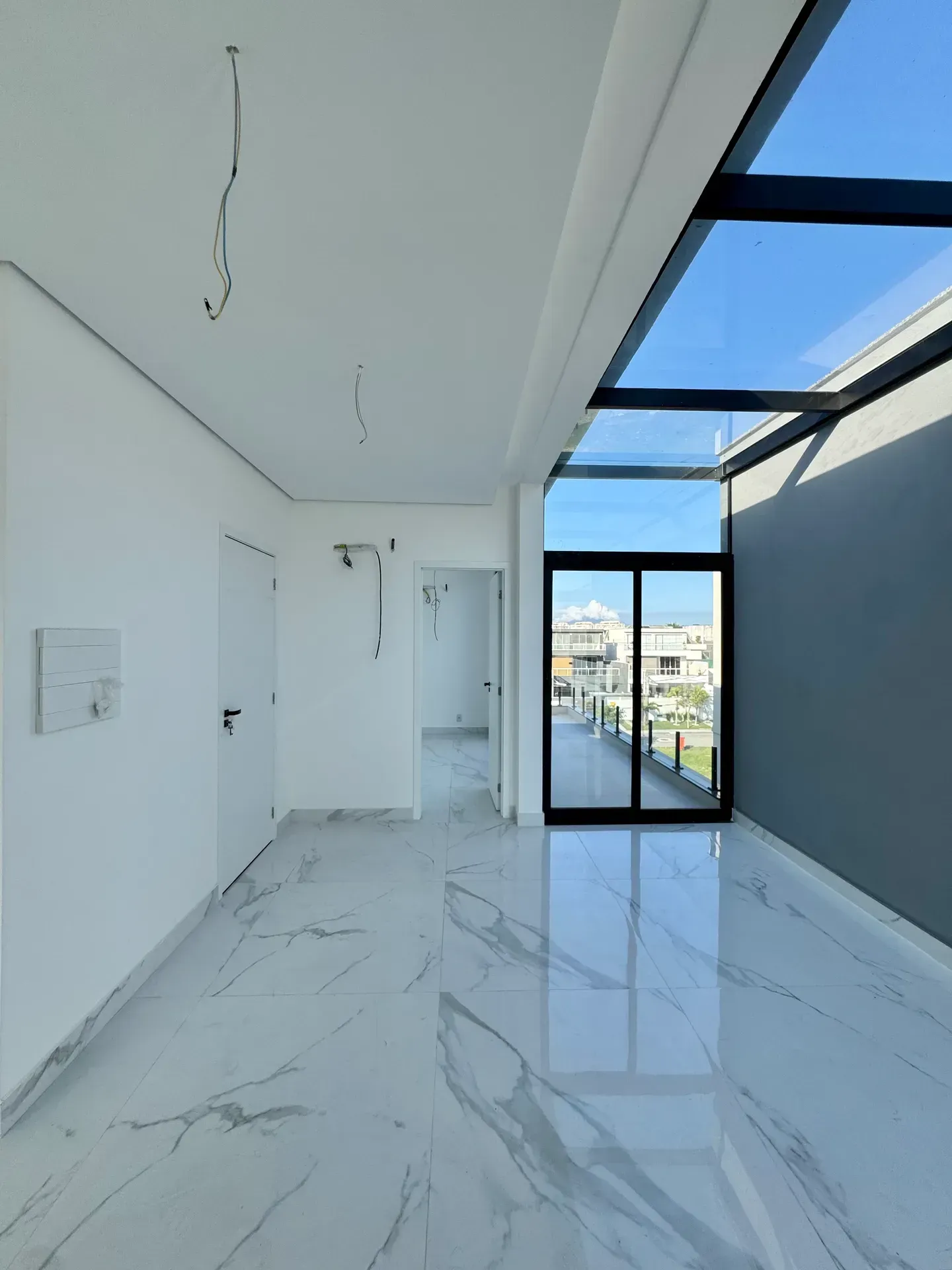 House with 5 bedrooms, 370 m² and 2 parking spots — photo 19
