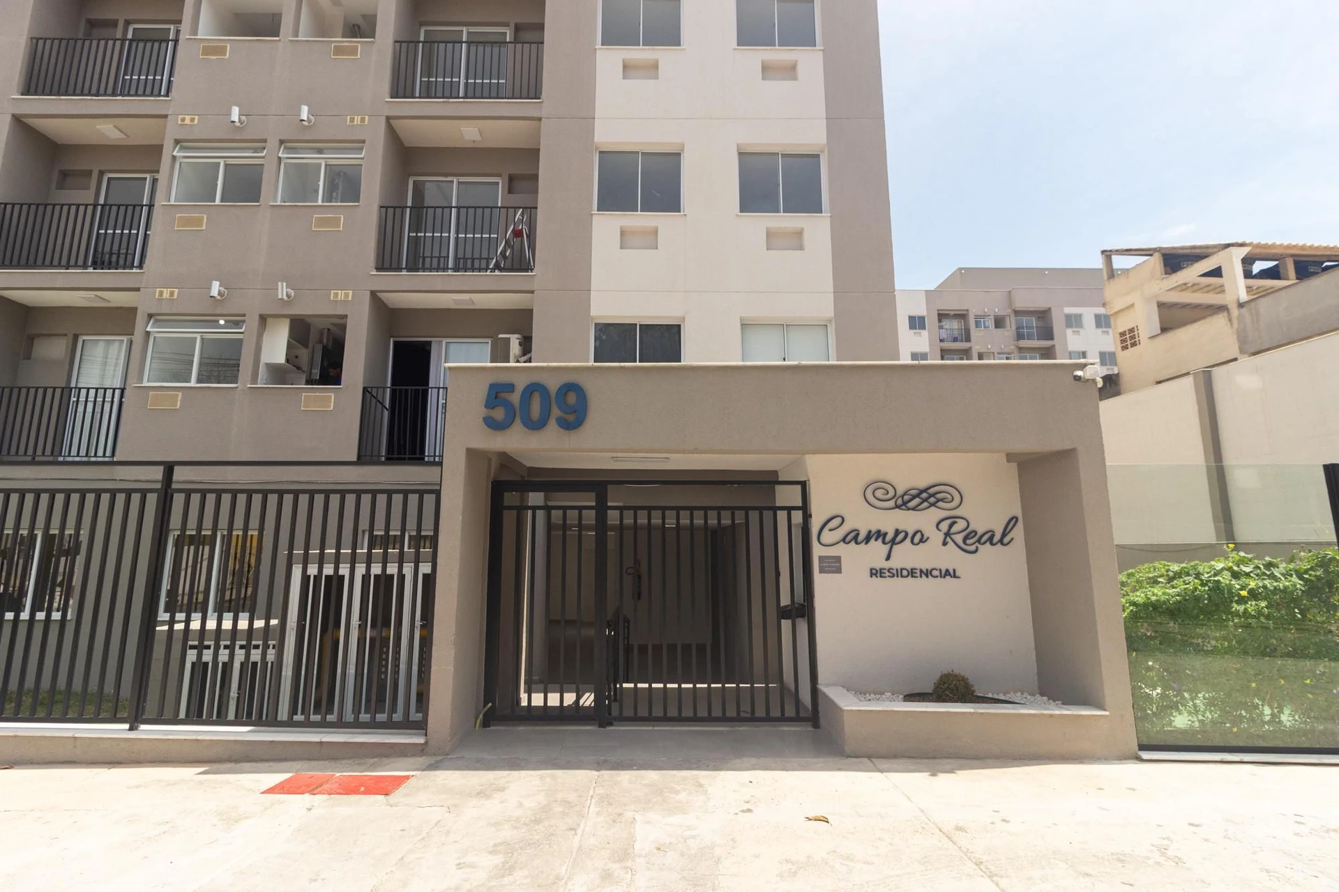 Apartment with 2 bedrooms, 1 en-suite and 1 parking spot — photo 5