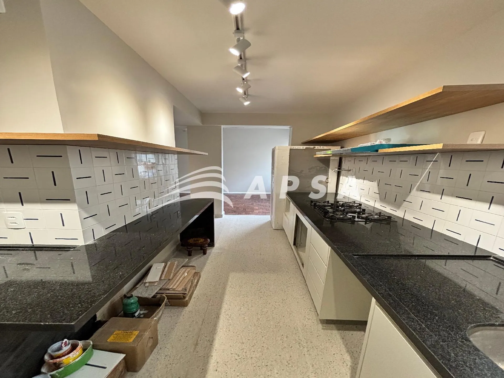 Дерев'яна підлога або ламінат та 2 спальні: квартира 70 м² — photo 32