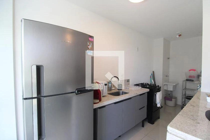 Furnished 79 m² apartment with 2 bedrooms and 2 bathrooms — photo 5