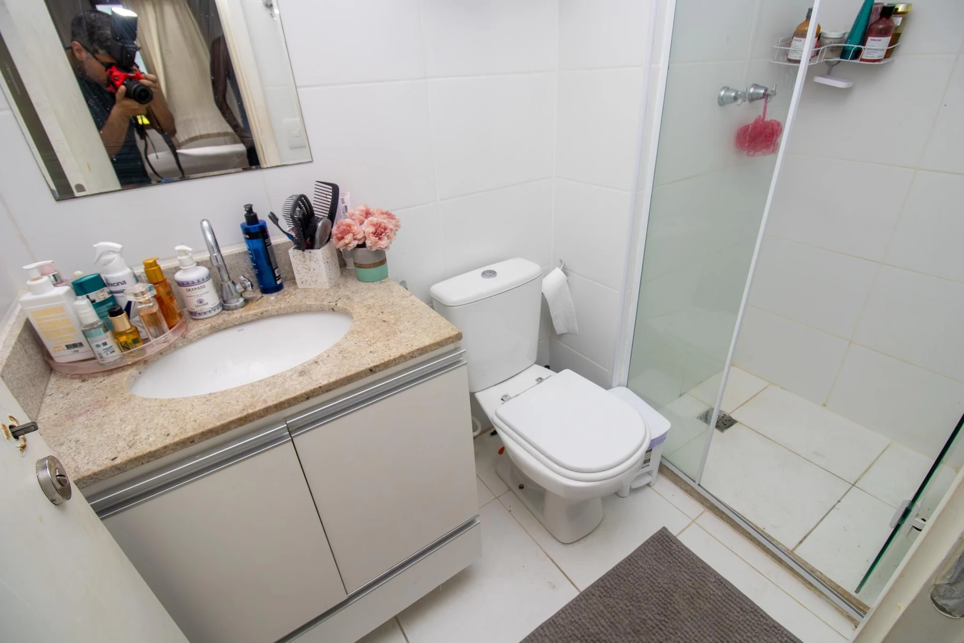 Furnished apartment, 65 m², with a glass-enclosed balcony — photo 25
