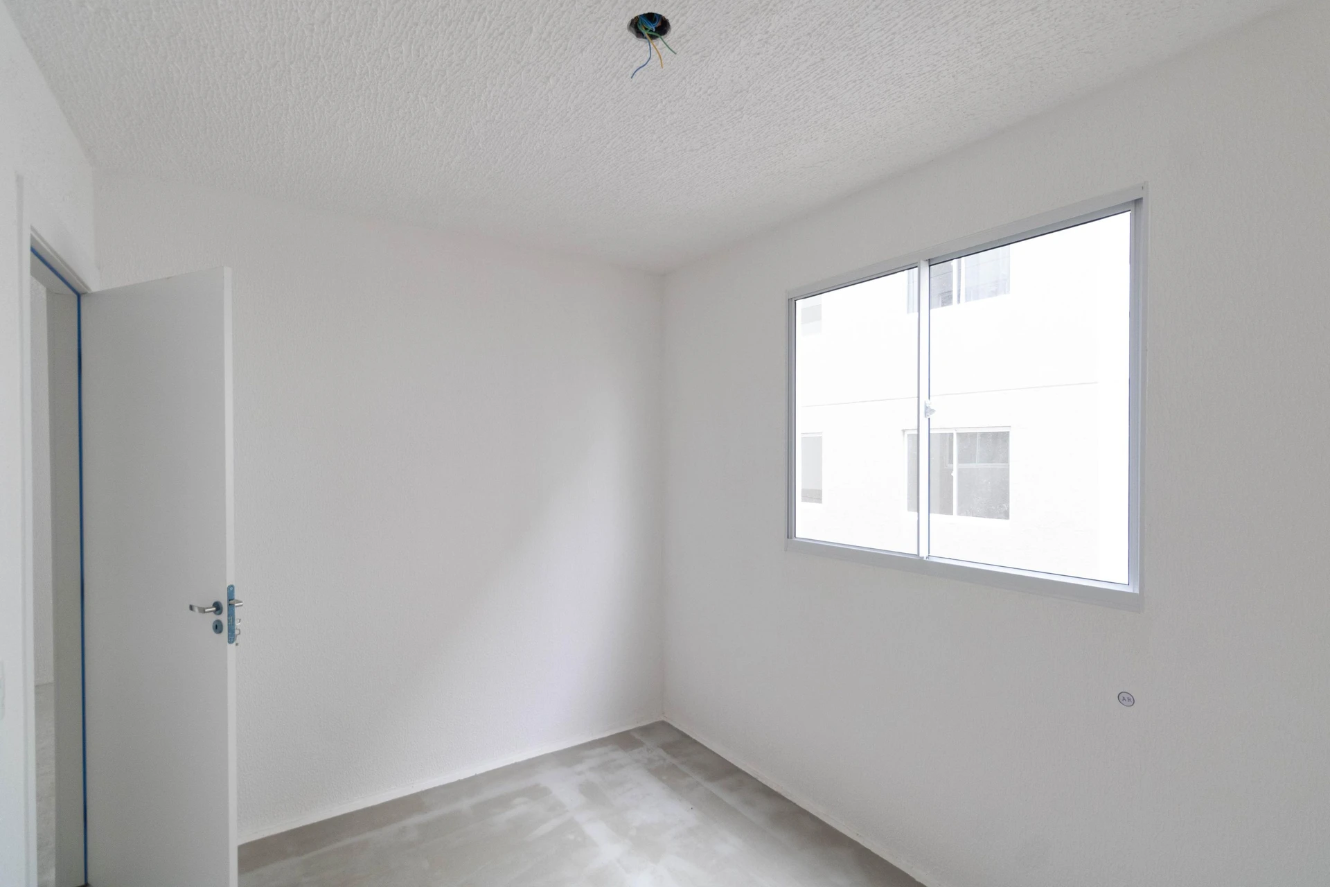 2-bedroom apartment with a washing machine — photo 2