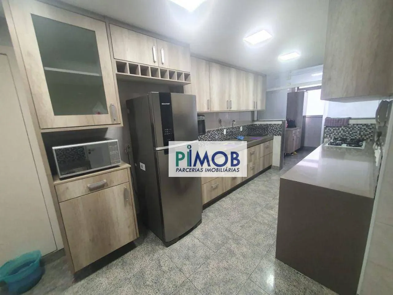 Apartment with 4 bedrooms and 5 bathrooms, 260 m² — photo 15