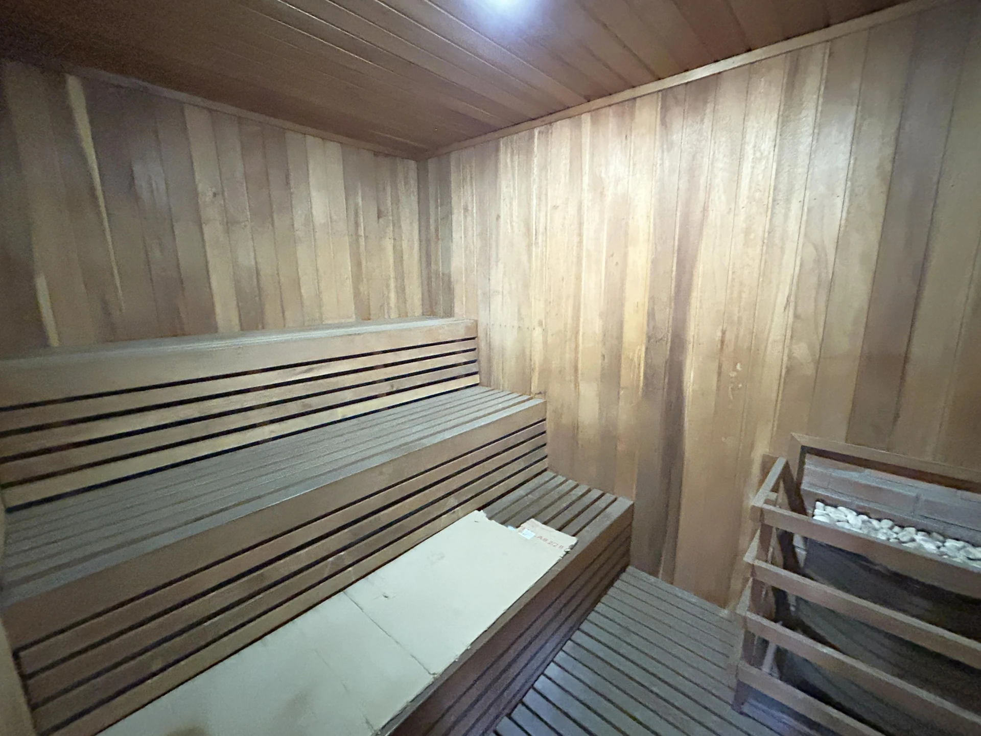 3-bedroom apartment in a building with a sauna — photo 34