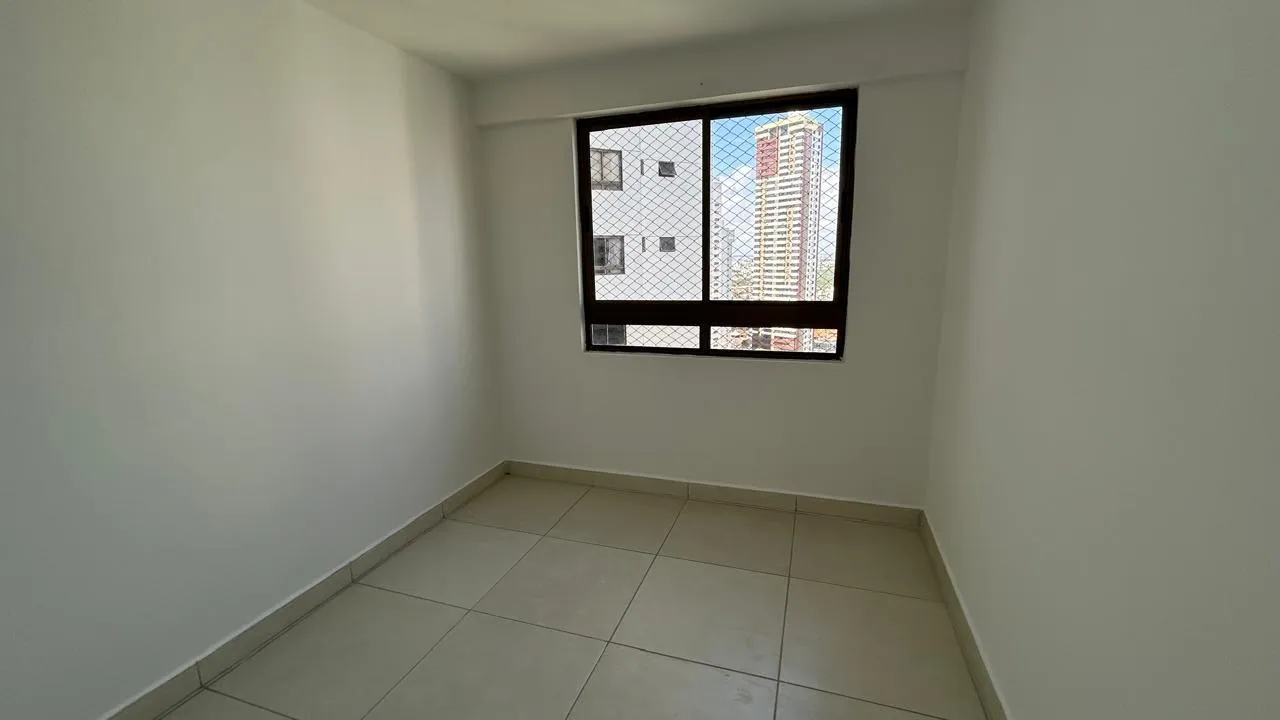 Квартира 91 м² с 3 спальнями и балконом — photo 17