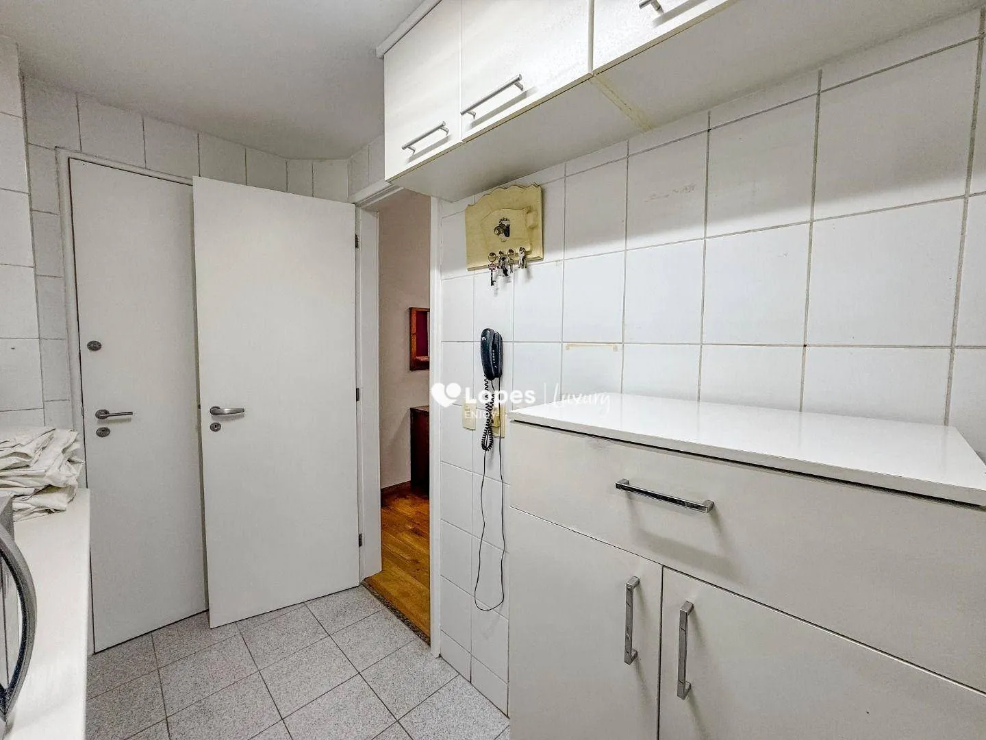 100 m² apartment with 3 bedrooms and a balcony — photo 22