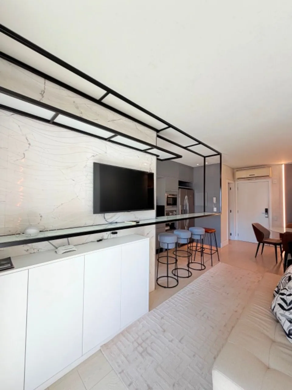 Apartamento amueblado con escritorio de trabajo y 57 m² — photo 13