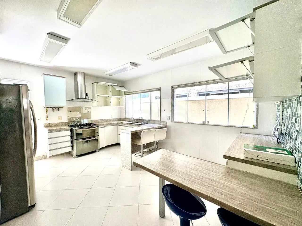 4-bedroom house with a private pool in Rio de Janeiro — photo 2