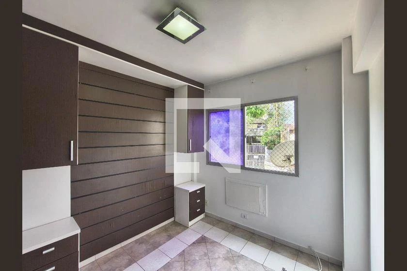 Rental apartment with 2 bedrooms and a balcony — photo 3