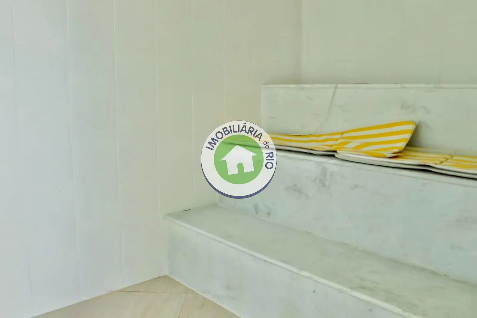 Casa com 3 suítes e 4 banheiros, 600 m² — photo 10