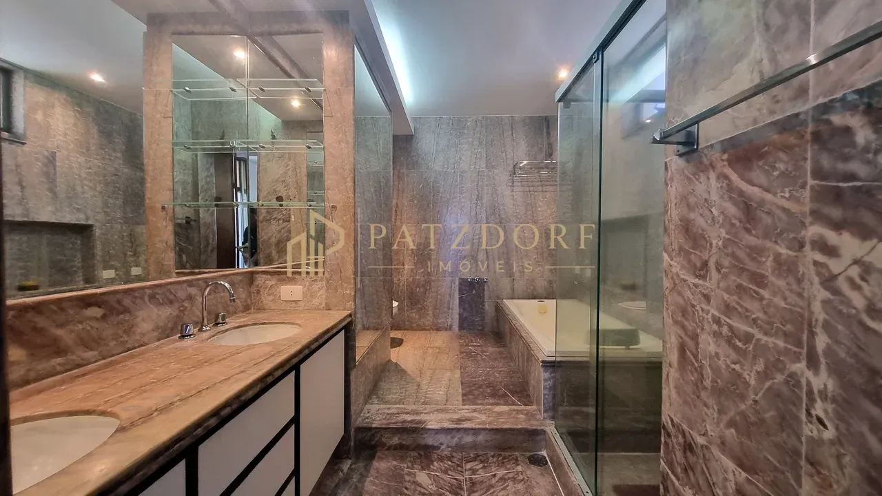 Apartamento 270 m² com 4 quartos e cozinha fechada — photo 21