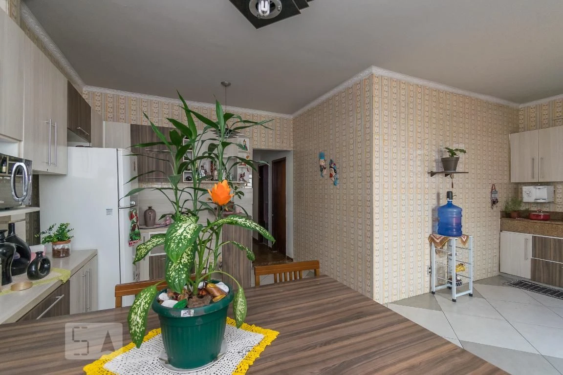 Casa para alugar com 6 quartos e 3 banheiros — photo 16