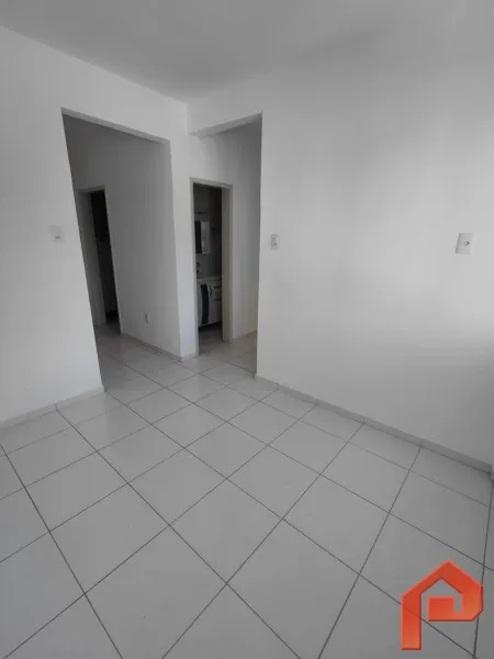 Apartamento con 2 dormitorios y cocina cerrada con cocina a gas — photo 9