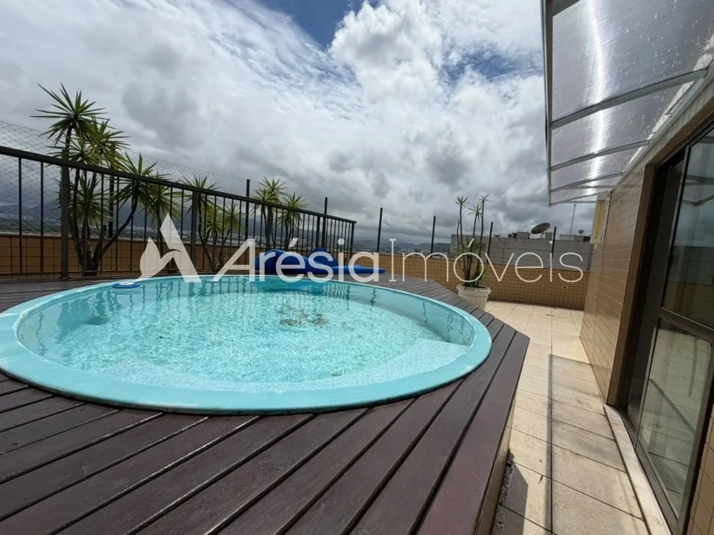 4-bedroom apartment in a building with a sauna — photo 7