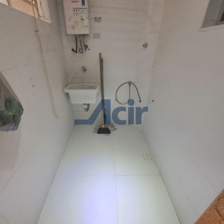 Apartamento, 39 m², com piso de madeira ou laminado