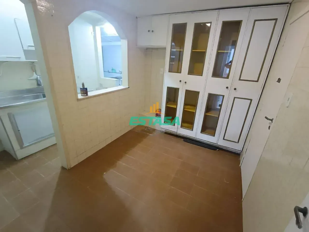 Дерев'яна підлога або ламінат та 2 спальні: квартира 75 м² — photo 2