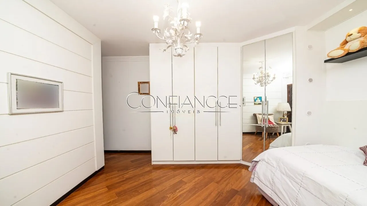 House with 4 en-suite bedrooms and private garden — photo 16