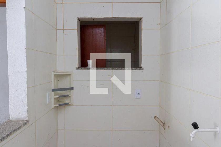 1-bedroom apartment with en-suite bathroom and 38 m² — photo 25