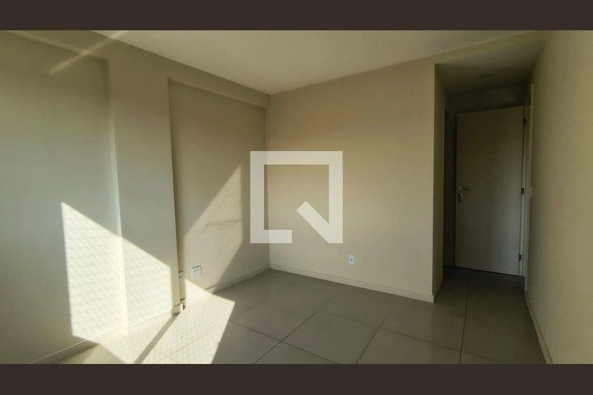 280 m² 4-bedroom apartment with en-suites and 2 parking — photo 32