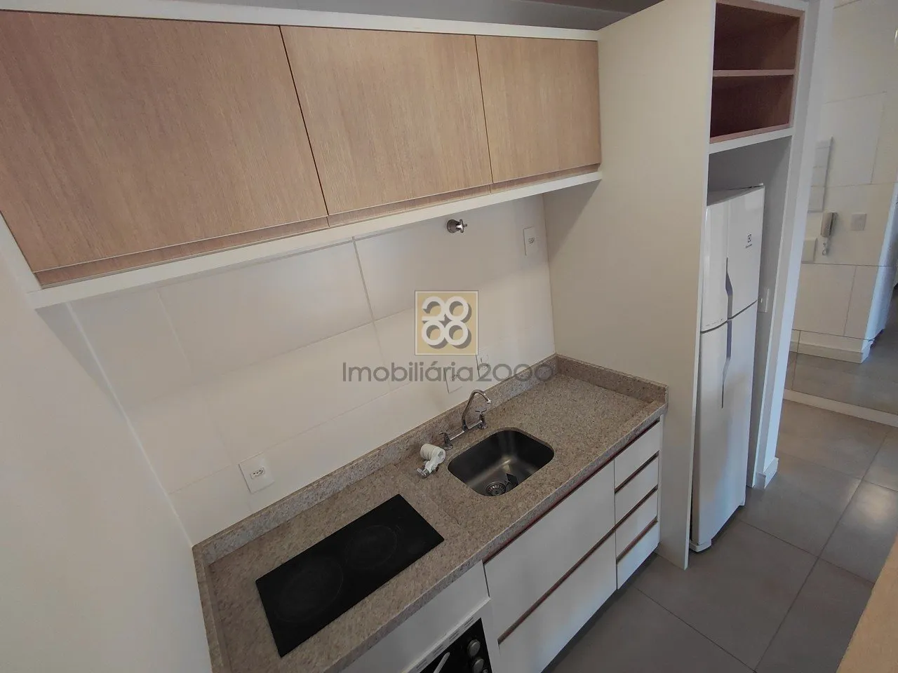 Apartamento de 1 dormitorio con cocina abierta y aire — photo 13
