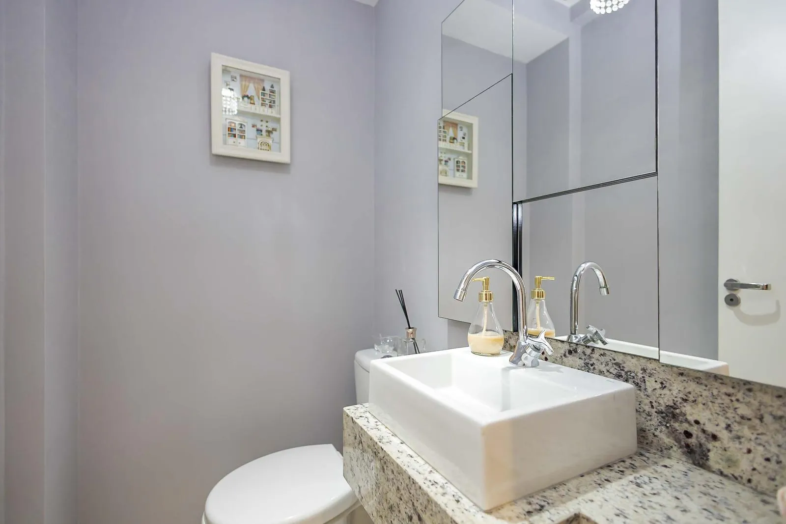 Apartamento mobiliado de 2 quartos e 3 banheiros — photo 6